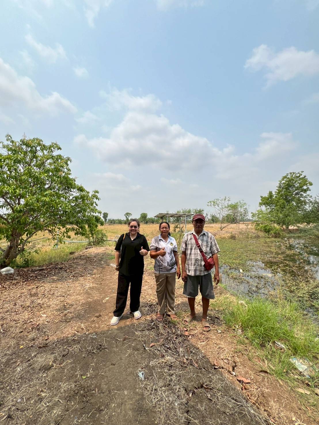 title - เจ้าหน้าที่กลุ่มที่ดินและผลประโยชน์ สำนักบริหารกองทุน เข้าสัมภาษณ์เชิงลึก (Focus group Discussion : FGD) ปฏิรูปที่ดินจังหวัด พร้อมด้วยเจ้าหน้าที่ สำนักงานการปฏิรูปที่ดินจังหวัดเพชรบูรณ์ และ สำนักงานการปฏิรูปที่ดินจังหวัดลำพูน